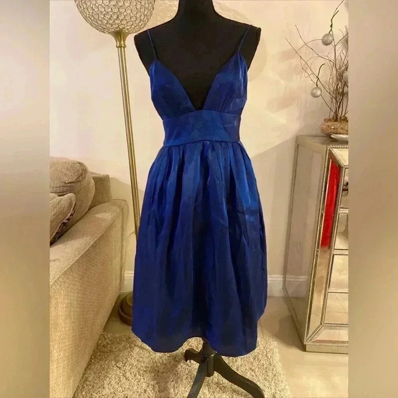 Lovers + Friends Dress size small NWT - Picture 4 of 7